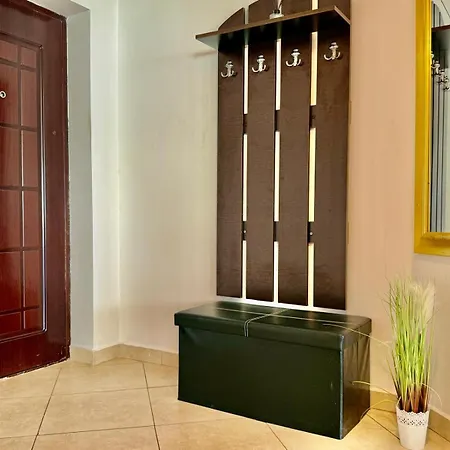 La Mare Apartment Mamaia